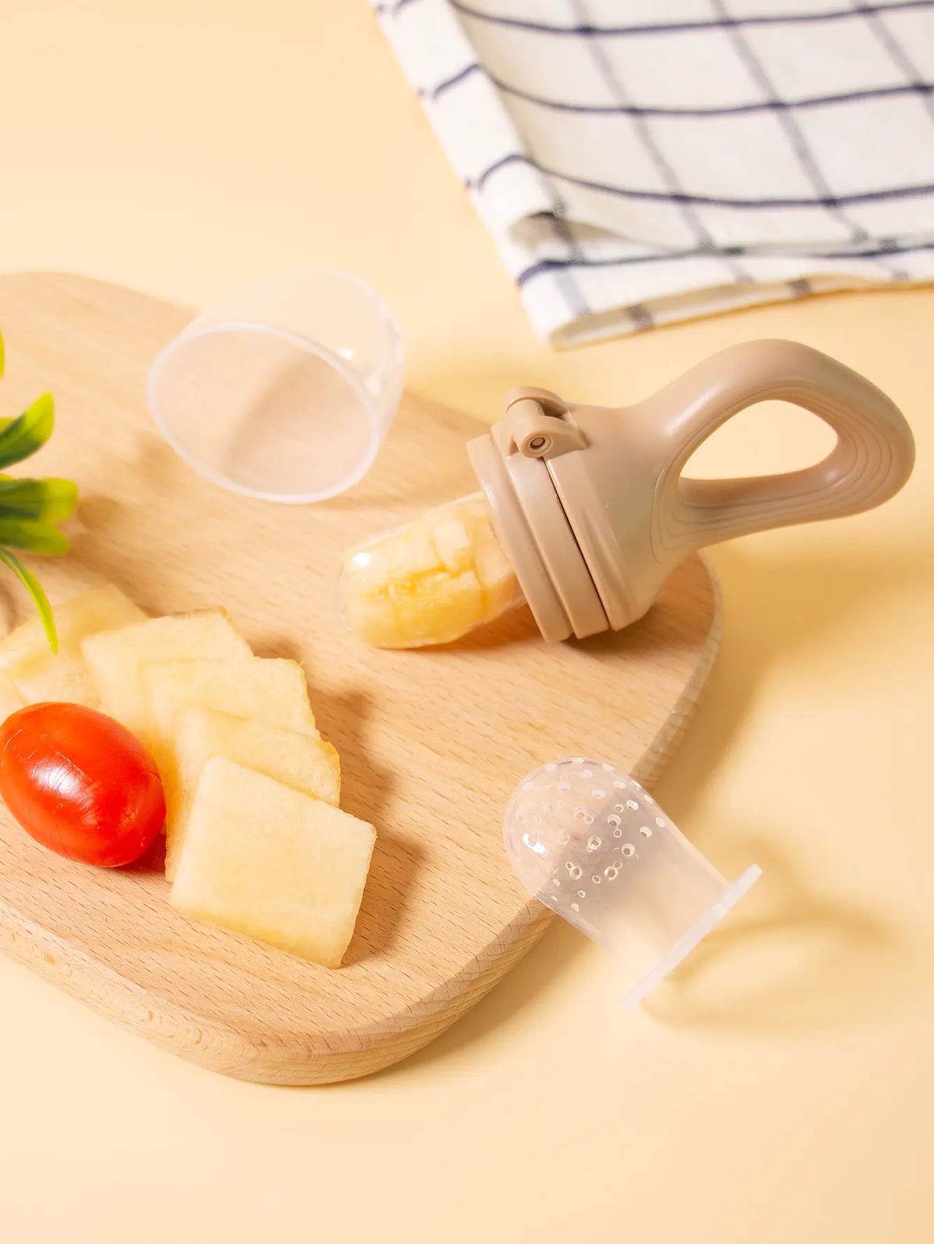 1Pc Baby Fruit Feeder With Mesh Bag For Safe Eat Fruit