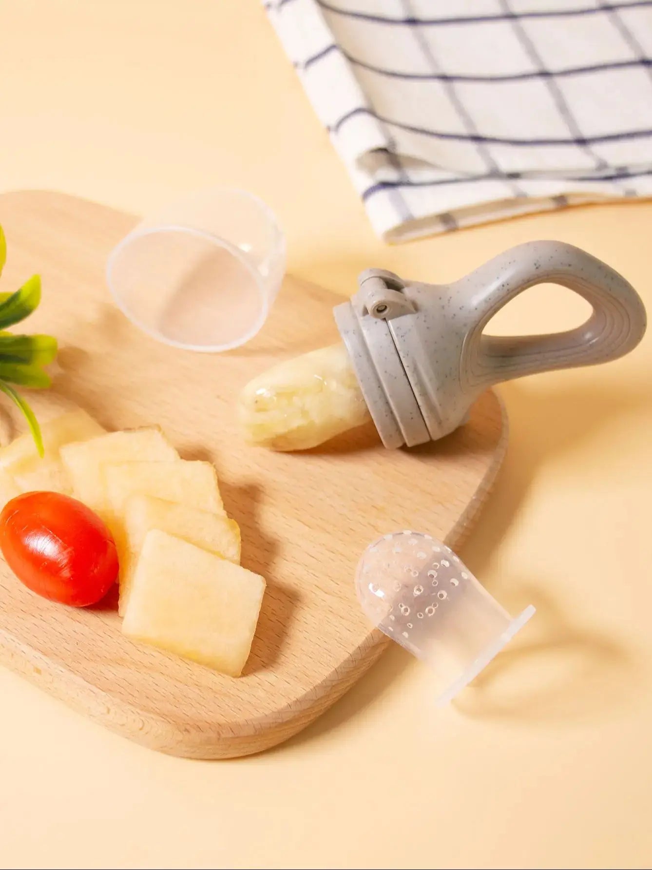 1Pc Baby Fruit Feeder With Mesh Bag For Safe Eat Fruit