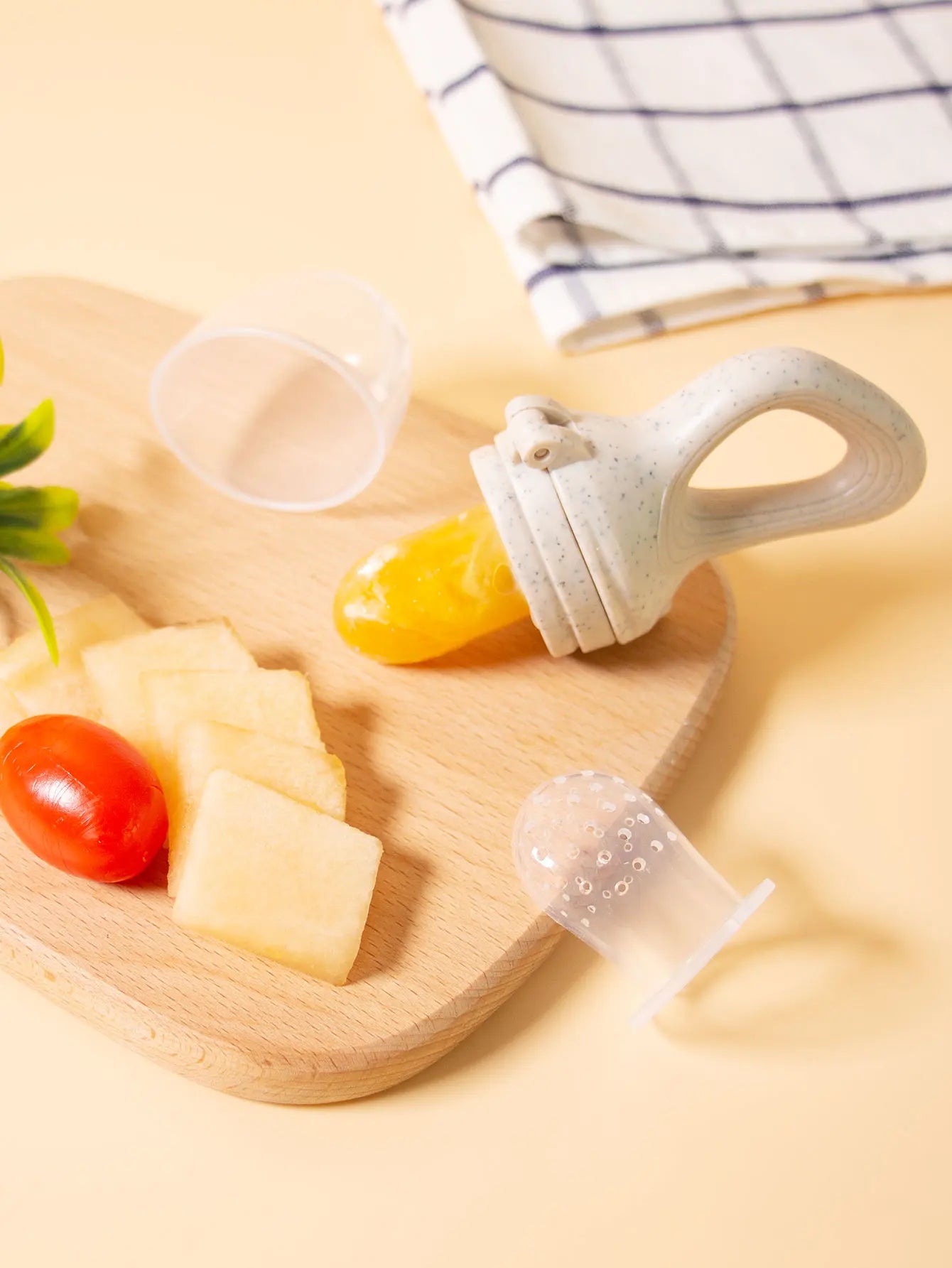 1Pc Baby Fruit Feeder With Mesh Bag For Safe Eat Fruit